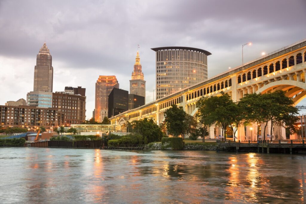 Cleveland, OH